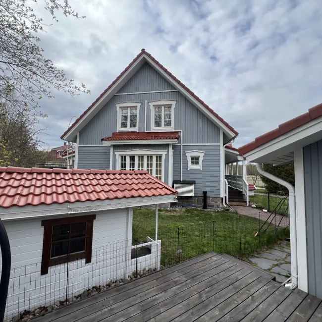 Talon ulkoseinien ja tiilikattojen maalaus espoo